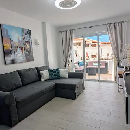 Modern Near Beach&pool Coastal Sunset Tenerife Appartamento